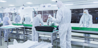 Andhra Pradesh to Host ₹14,000-Crore Semiconductor Manufacturing Facility India's first private semiconductor facility is coming to Andhra Pradesh with a ₹14,000 crore investment, focusing on Silicon Carbide chips.