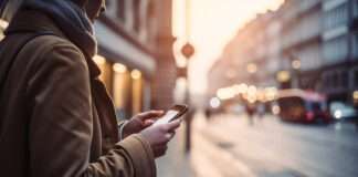 RBI Asks Banks to Integrate DoT’s Fraud Risk Tool RBI directs banks to adopt DoT’s risk rating system for mobile numbers, aiming to curb fraud in UPI and banking transactions.